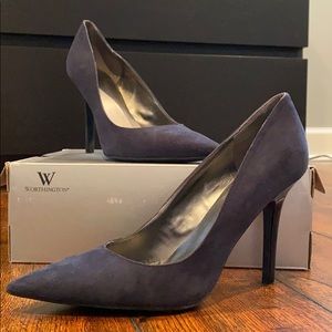 Basic deep navy high heels